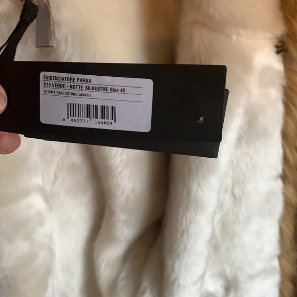 Jacket - Picture 6 of 9